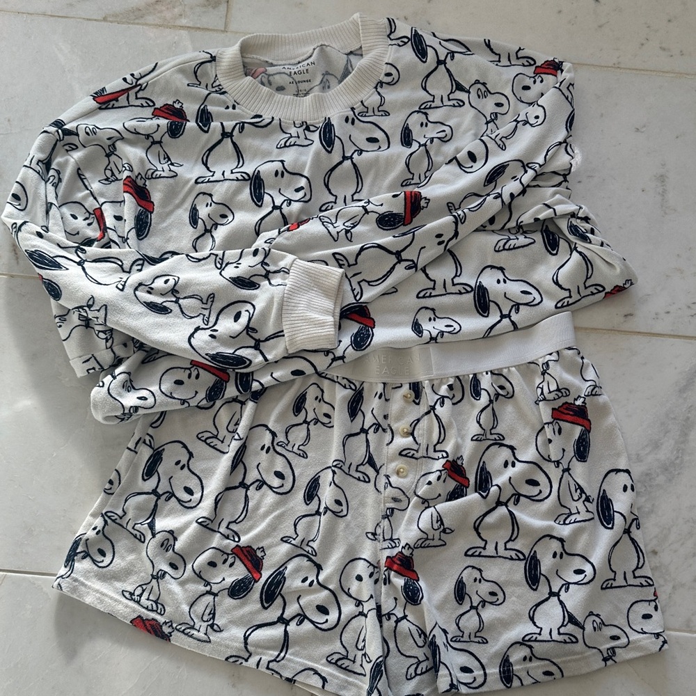 American Eagle Outfitters Women’s Pajama Set - Winter Snoopy